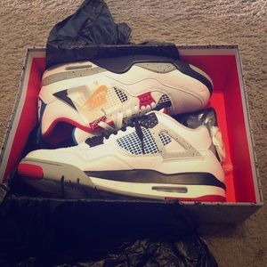 Jordan retro 4